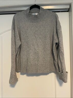 NWOT! Retrology Cozy Gray Crewneck Sweater Size Xl